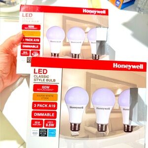 Set of 2 - NEW- 60W Honeywell LED Classic Style Bulb 3-Pack